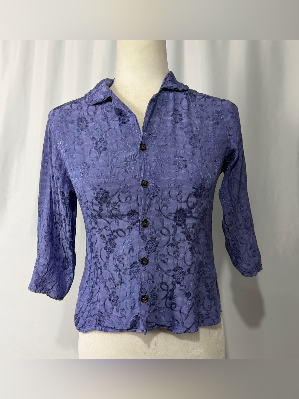 CP Shades Style Vintage Purple Crinkle Floral Jacquard Button Down Blouse Sz M